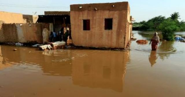 الداخلية السودانية تعلن ارتفاع عدد ضحايا السيول لـ128 وفاة و54 مصابا