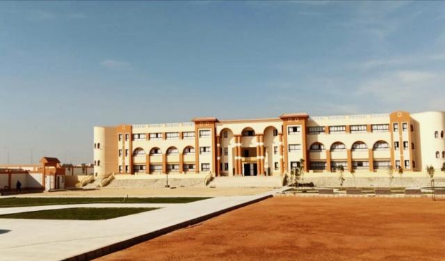 صورة حية للمدرسة