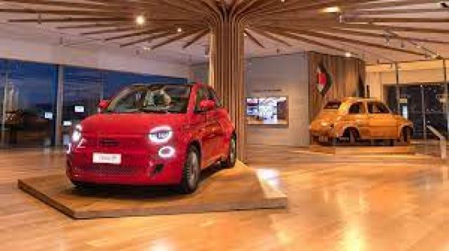 فيات (500)RED الكهربائية