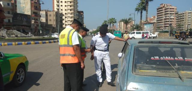 بالصور  .. حملات مرورية مكثفة   وضبط العشرات من المخالفات بالمنوفية