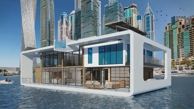 أول منتجع عائم في العالم