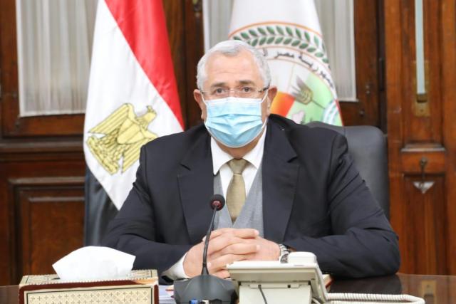 السيد القصير وزير الزراعة