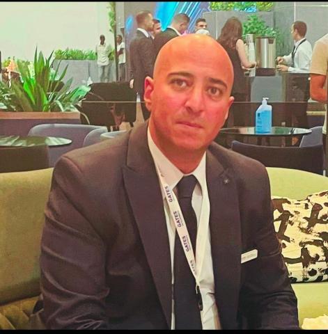 حاتم عادل