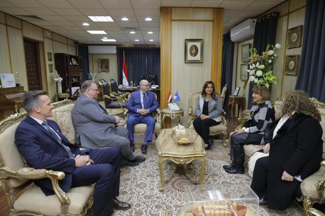 محافظ دمياط