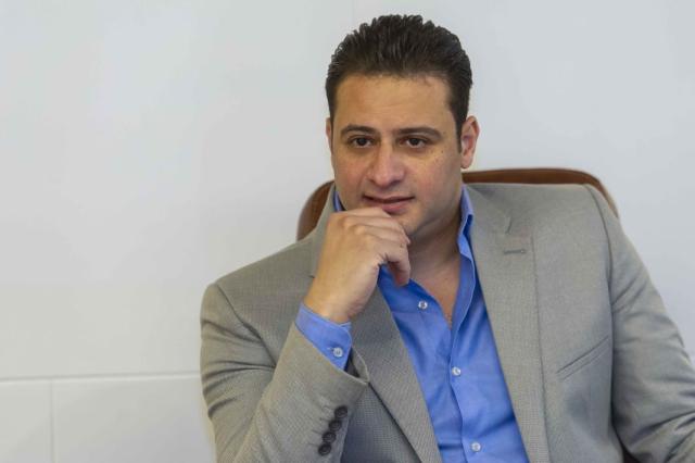 سامح عواد