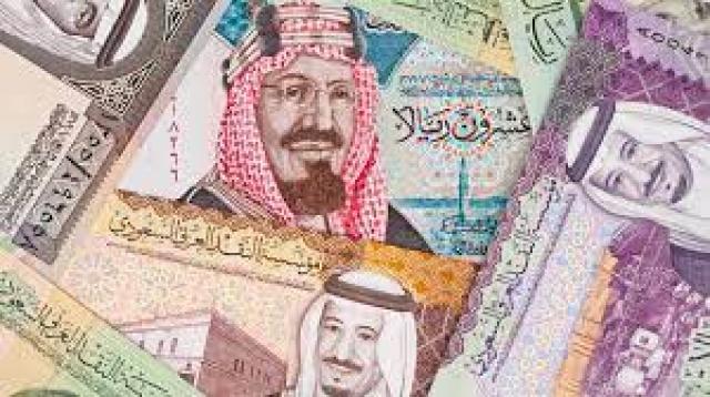 سعر الدينار الكويتي والريال السعودي اليوم