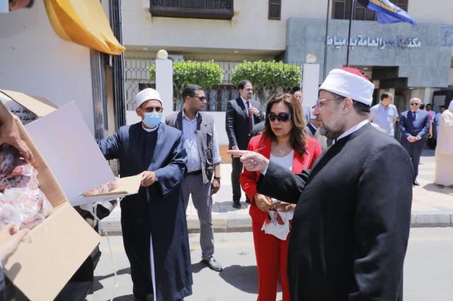 محافظ دمياط ووزير الأوقاف