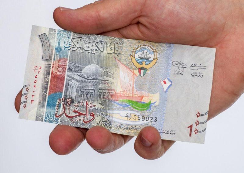 سعر الدينار الكويتي