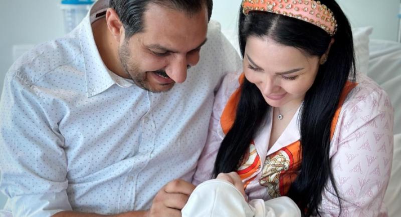 ديانا كرزون وزوجها