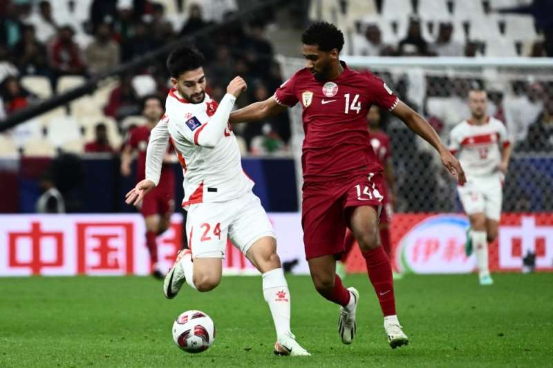 منتخب قطر ولبنان