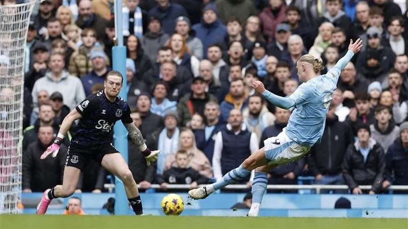 مانشستر سيتي يفوز على إيفرتون 2/0  في الدوري الإنجليزي الممتاز