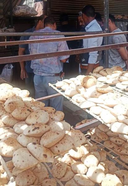 تحرير 142 مخالفة ضد مخابز بلدية لإرتكاب مخالفات إنتاج خبز ناقص الوزن بأسوان
