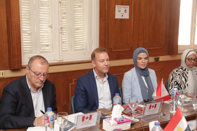 جمعية رجال أعمال اسكندرية تبحث سبل تعزيز العلاقات الثنائية مع سفارة كندا