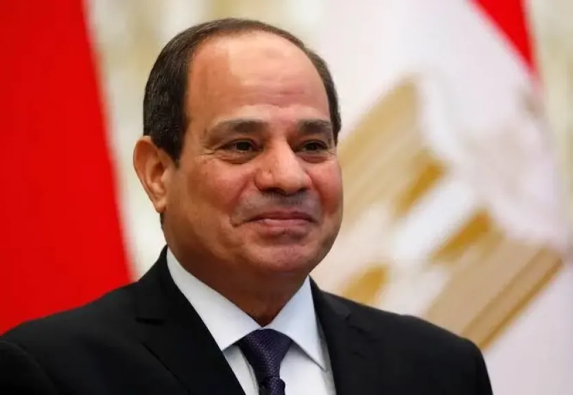 محافظ بورسعيد يهنئ الرئيس عبد الفتاح السيسي بذكرى ثورة 30 يونيو