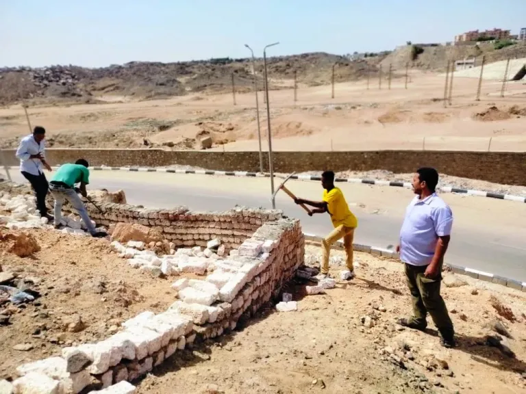 محافظ أسوان يتابع إنطلاق المرحلة الثالثة للموجه الـ 23 بمركز أسوان