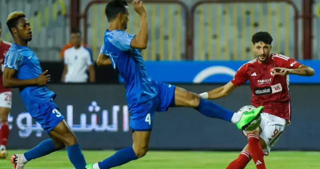 الأهلي يصطدم بسموحة و الهلال يلاقي اتحاد جدة.. مباريات الثلاثاء 7-1-2025