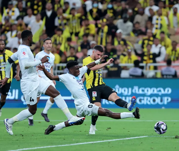 تعادل فريقي اتحاد جدة والاخدود في الدوري السعودي