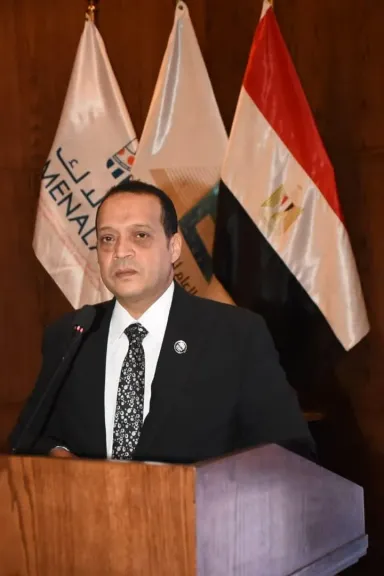 خالد أبو الوفا يهنئ الرئيس السيسي وعمال مصر بعيدهم ويشيد بدعم القيادة السياسية للعمال وتوفير حياة كريمة لهم
