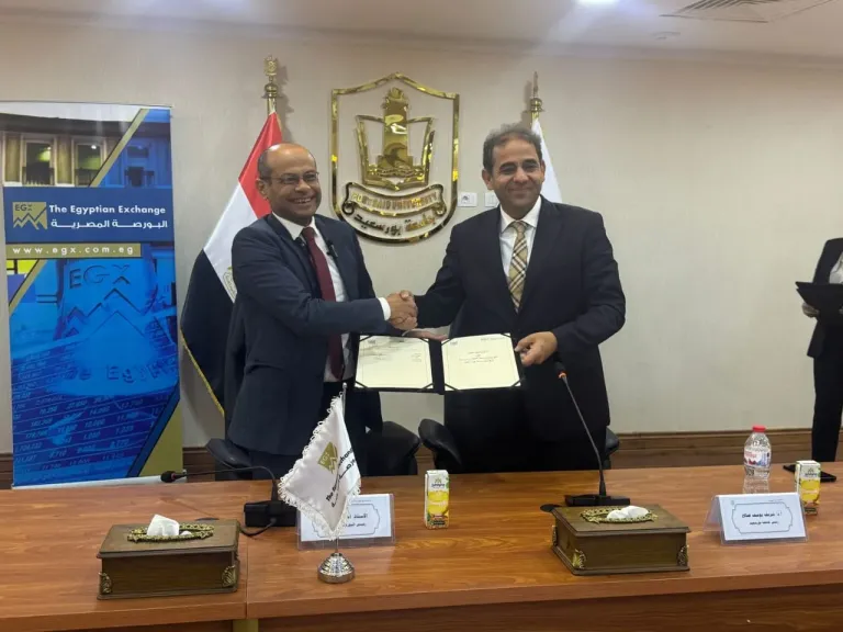 التعليم يلتقي بالاستثمار.. البورصة المصرية توقع بروتوكول تعاون مع جامعة بورسعيد