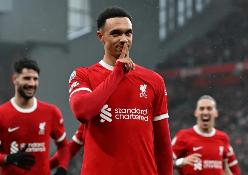 أرنولد يقترب من ريال مدريد.. ليفربول يضع شرطين لرحيله المبكر