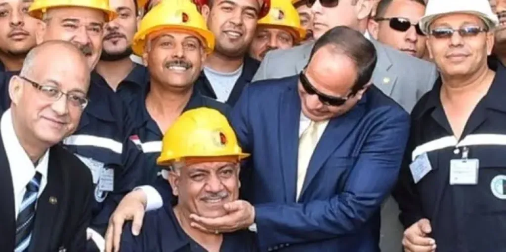 الرئيس السيسي يوقع قانون العمل الجديد ويؤكد: خطوة تاريخية لتعزيز حقوق العمال وتحقيق العدالة الاجتماعية