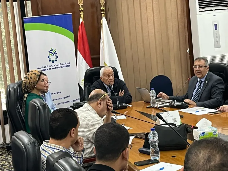 الصناعات الغذائية تنظم برنامج تدريبي حول ”القوانين والتشريعات المنظمة لقطاع الأعلاف وممارسات التخزين الجيد والصيانة الوقائية لمصانع الأعلاف”