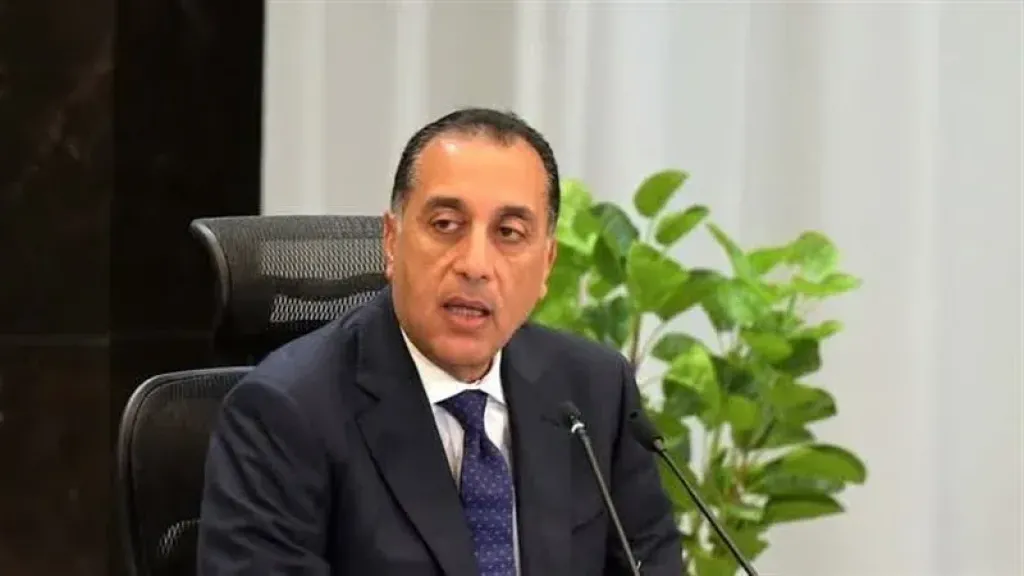 رئيس الوزراء: نتابع ونحقق في أزمة غش البنزين وسنعلن الحقائق بشفافية تامة