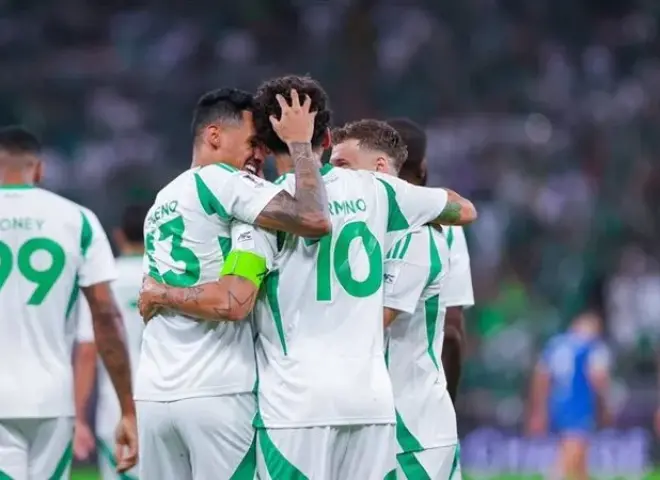 أهلي جدة يفوز على التعاون 2/0 في دوري روشن السعودي