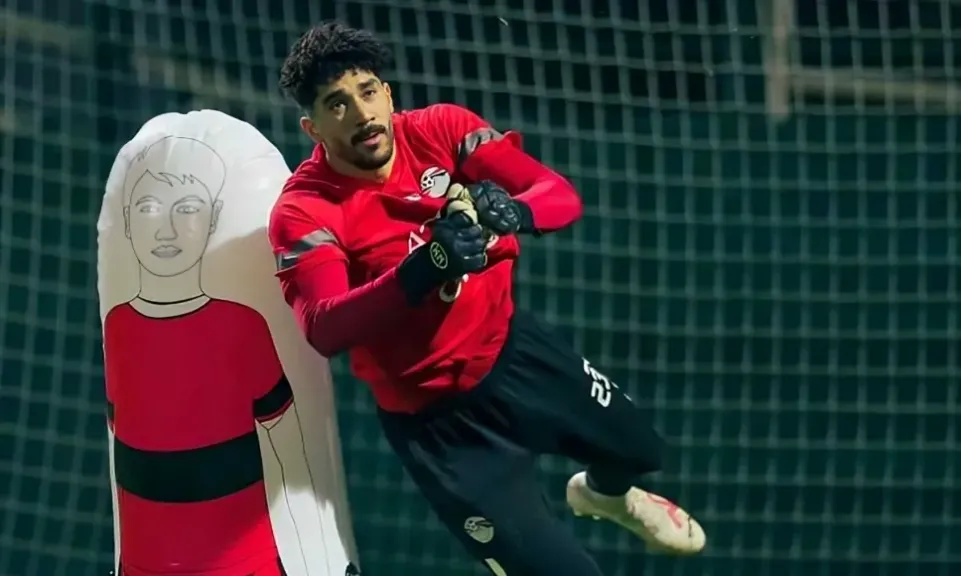 الأهلي يقترب من تدعيم حراسة مرماه بصفقة جديدة