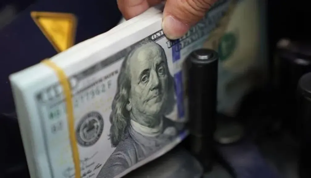 انخفاض طفيف في سعر الدولار بالبنوك المصرية اليوم الاثنين 12 مايو 202