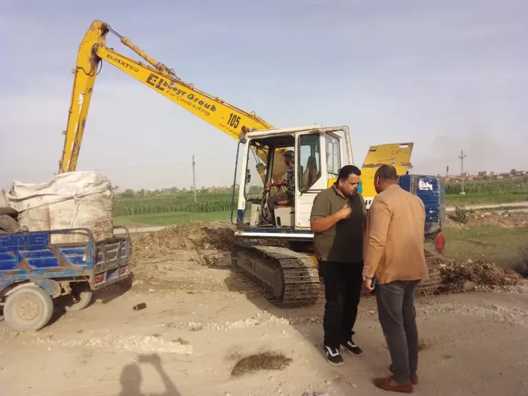 مركز ومدينة الصف: جاري إنشاء أكبر ساحة انتظار لسيارات النقل الثقيل