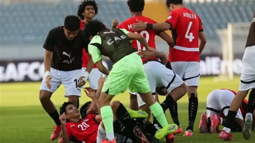 ”وزير الرياضة” يهنيء منتخب مصر بفوزه وتاهله لكأس العالم للشباب