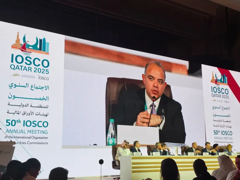 محمد فريد من مؤتمر الأيوسكو 2025: الشفافية والحوكمة أدواتنا لحماية المستثمرين