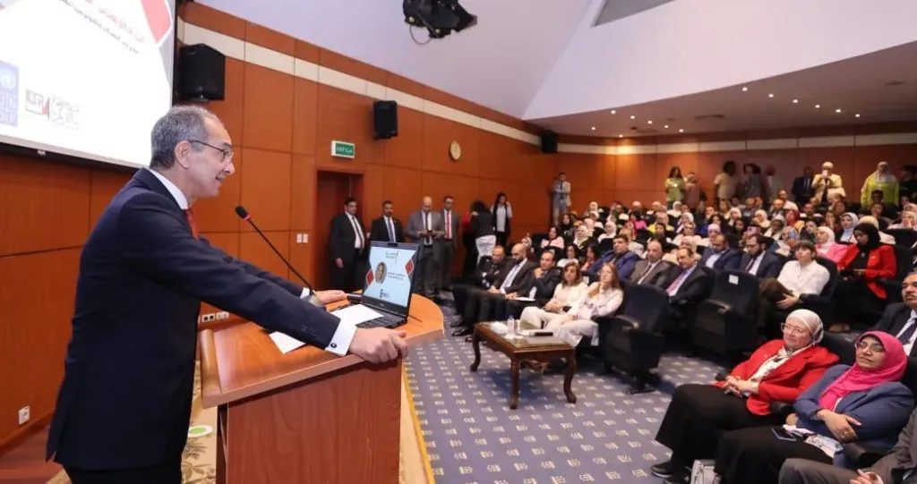 طلعت: بناء القدرات الرقمية لأكثر من 30 ألف سيدة بمختلف المحافظات عبر مبادرة ”قدوة. تك”