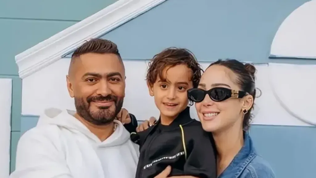 بسمة بوسيل و تامر حسني ونجلهم
