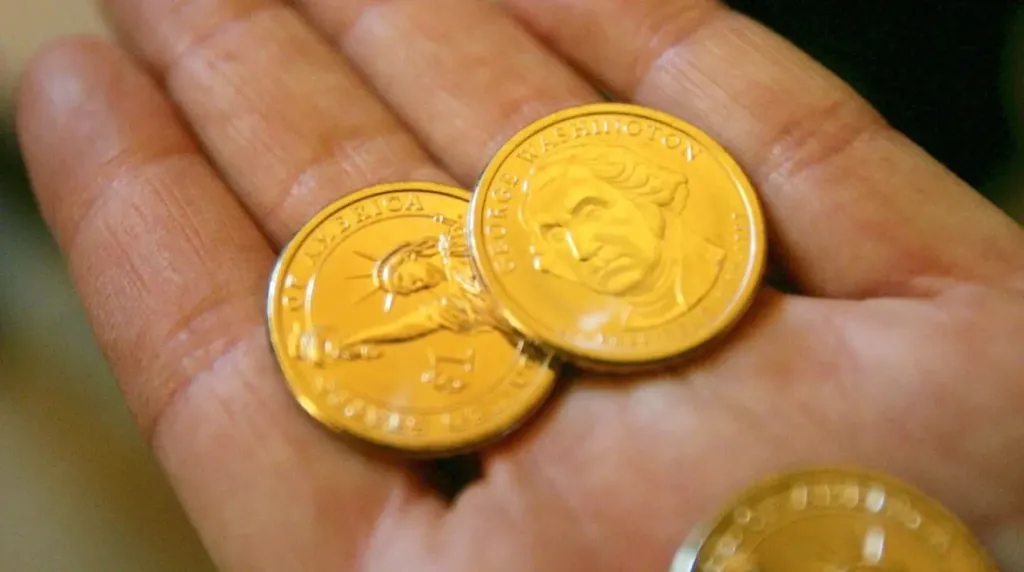 فوق 39 ألف جنيه.. سعر الجنيه الذهب اليوم الأحد 15 يونيو 2025