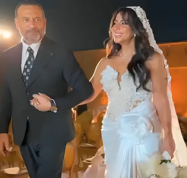 بفستان من تصميم زوجة والدها.. ابنة ماجد المصري تخطف الأنظار في زفافها
