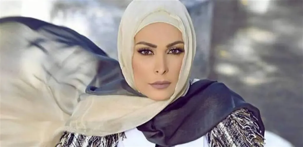 هكذا أطلت أمل حجازي لأول مرة بدون حجاب