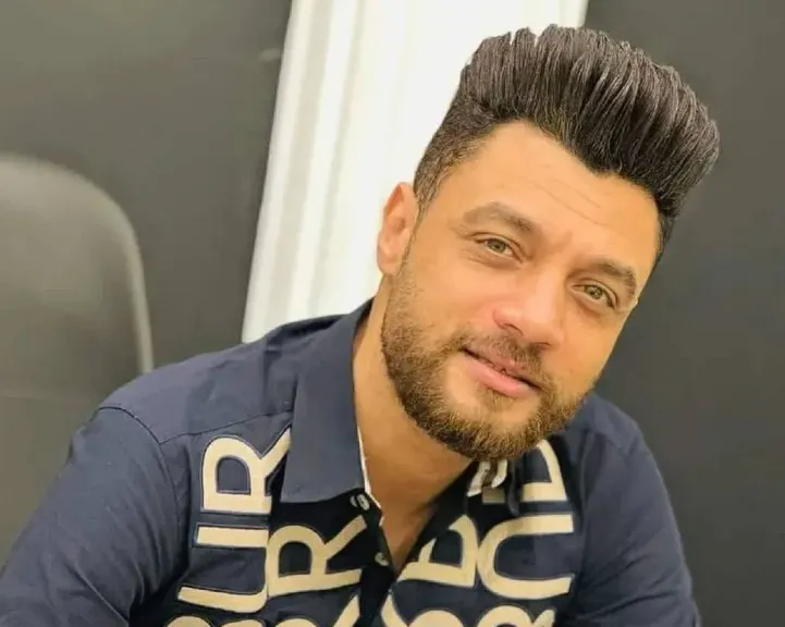 ”لا تنشروا أغنياتي بعد رحيلي”.. الوسط الفني ينفّذ وصية أحمد عامر الأخيرة