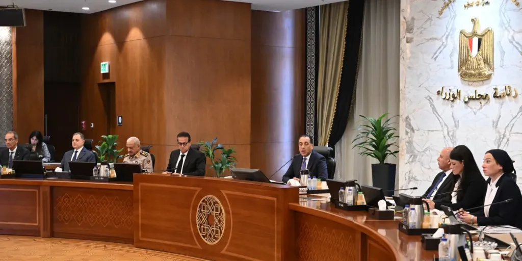 رئيس الوزراء اليوم