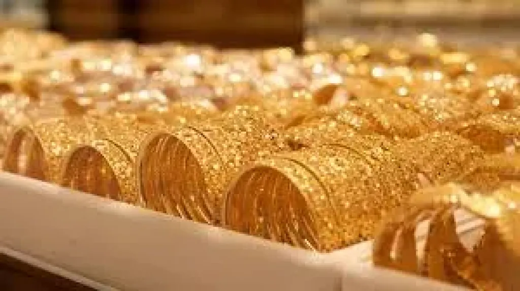آي صاغة: أسعار الذهب ترتفع محليا وعالميا وسط ضعف الدولار وتجدد المخاوف التجارية