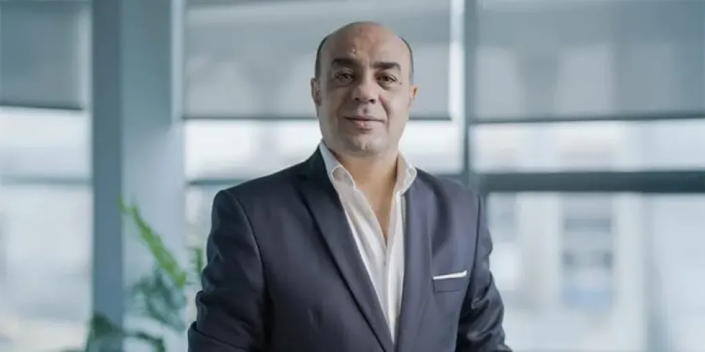 اسامة وجيه
