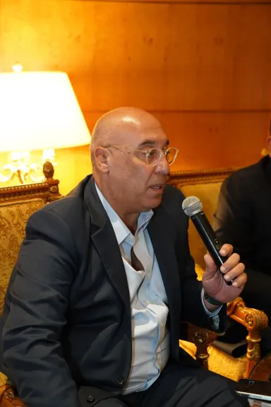 باسم عزب