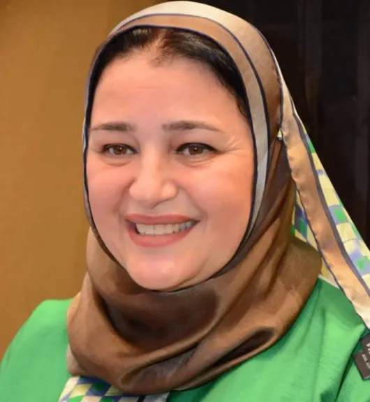عبير عصام 
