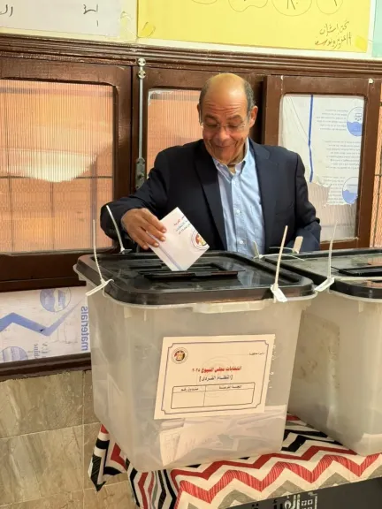 شردي يدلي بصوته في الانتخابات 