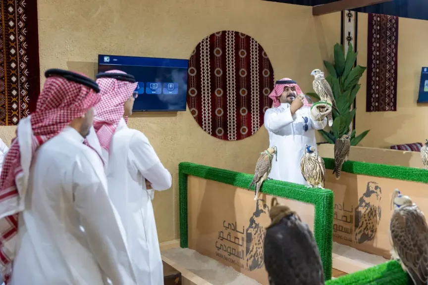 الرياض تستضيف المزاد الدولي لمزارع إنتاج الصقور بمشاركة نخبة عالمية من كبار المنتجين