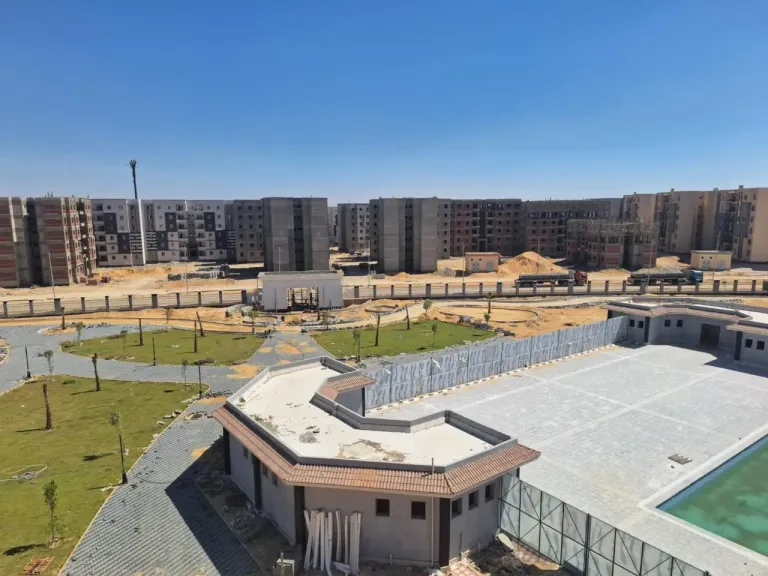 «الإسكان»: تسريع وتيرة تنفيذ مشروعات الخدمات بمدينة أكتوبر الجديدة