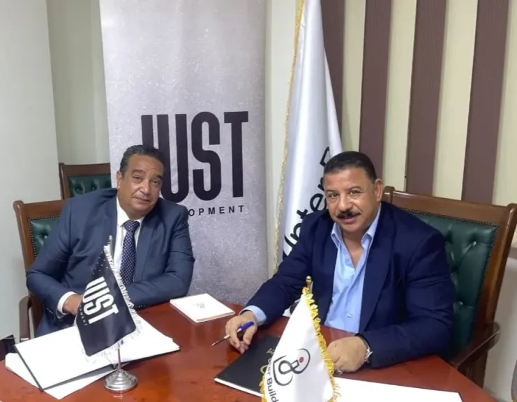 المهندس أحمد جمعة وأشرف رائف