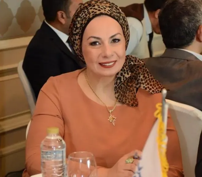 «چرمين عامر» تطلق مقترحًا لميثاق شرف مهني وأخلاقي لتنظيم عمل المؤثرين وصناع المحتوى