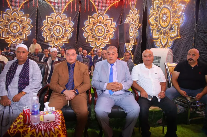 سوهاج تحتفل بفوز محمد سمير بعضوية الشيوخ.. ليلة وفاء وحب جمعت الآلاف